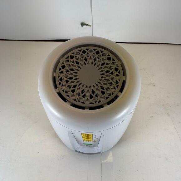 Century Link Wifi Router Model C4000LZ (Untested) - Picture 7 of 9